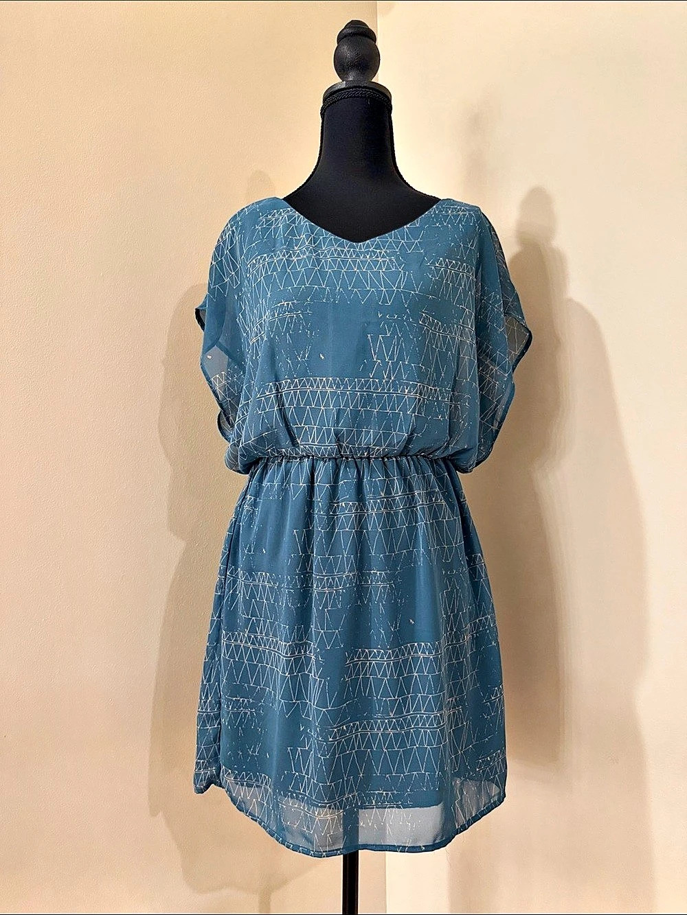 Lush Geometric Mini Dress Teal & Gold Medium